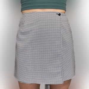 Vintage Black/White Skort